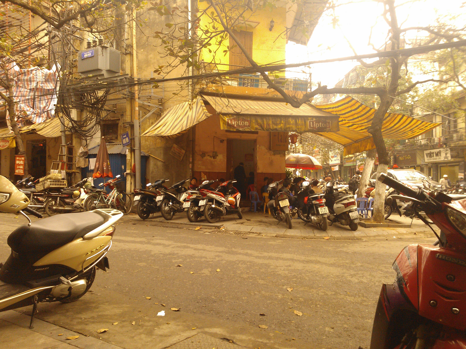 A street photographed from a café