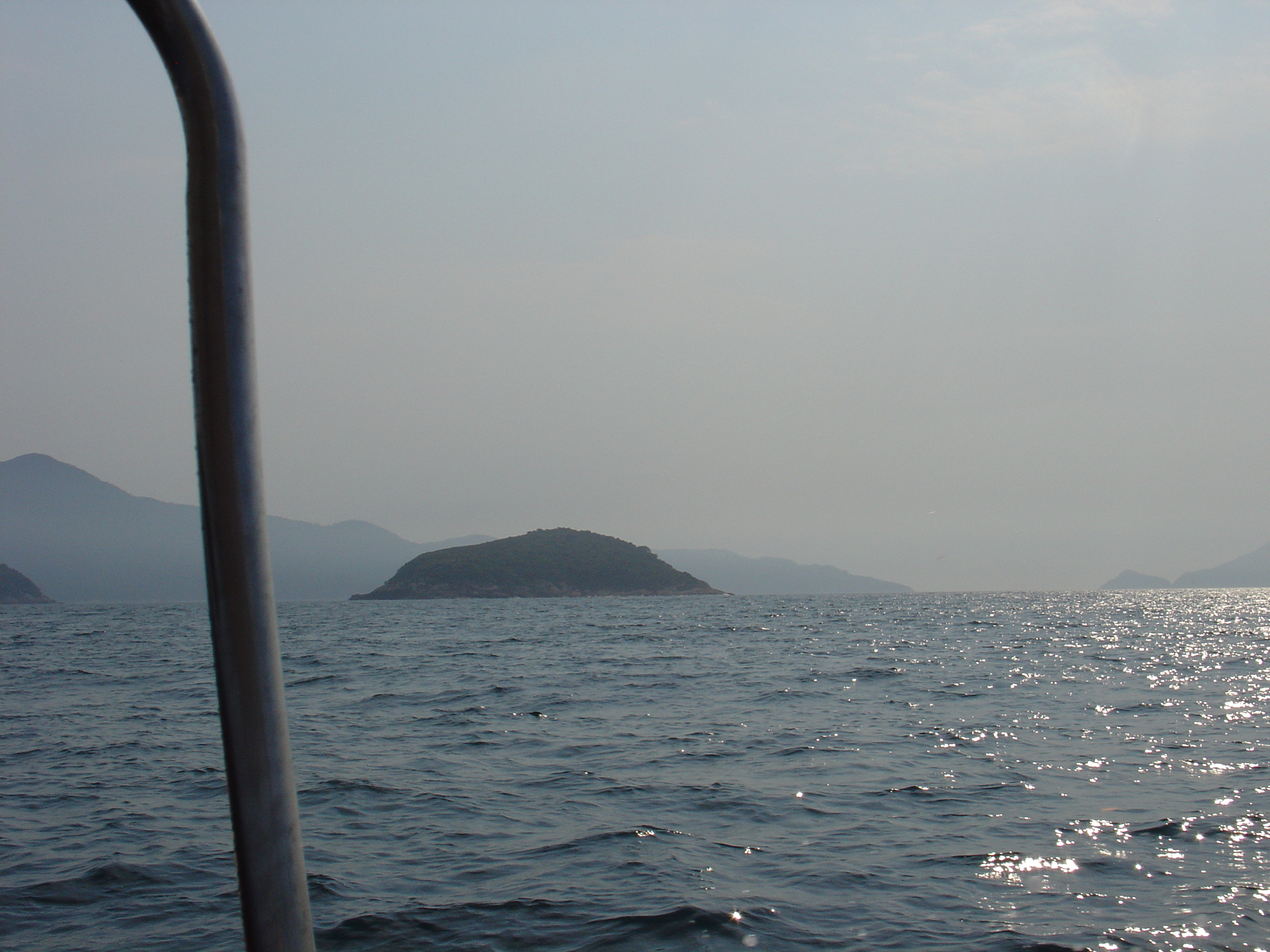 Picture of Cham Islands taken from the speed boat.