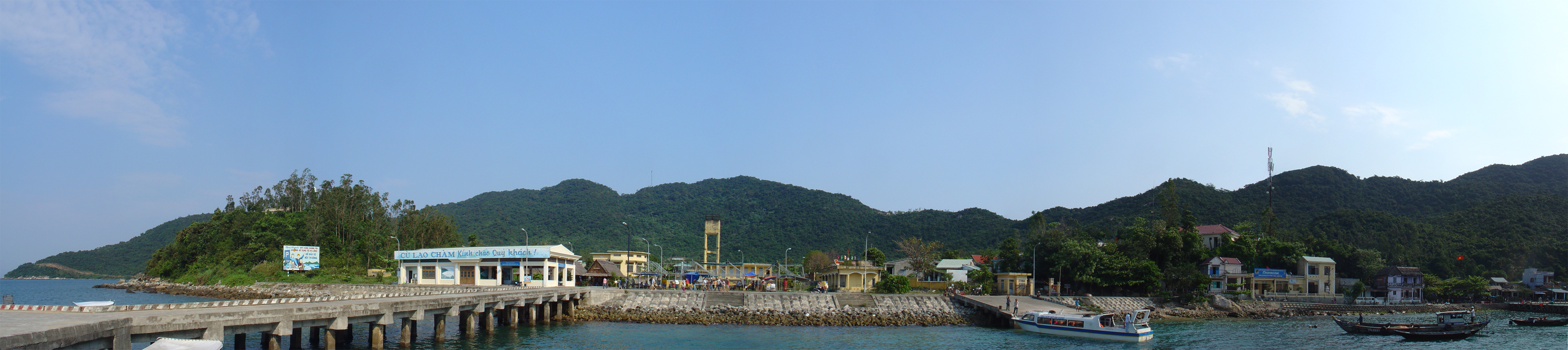  Panoramic view of bến tàu Cù Lao Chàm (15.957296,108.506427)