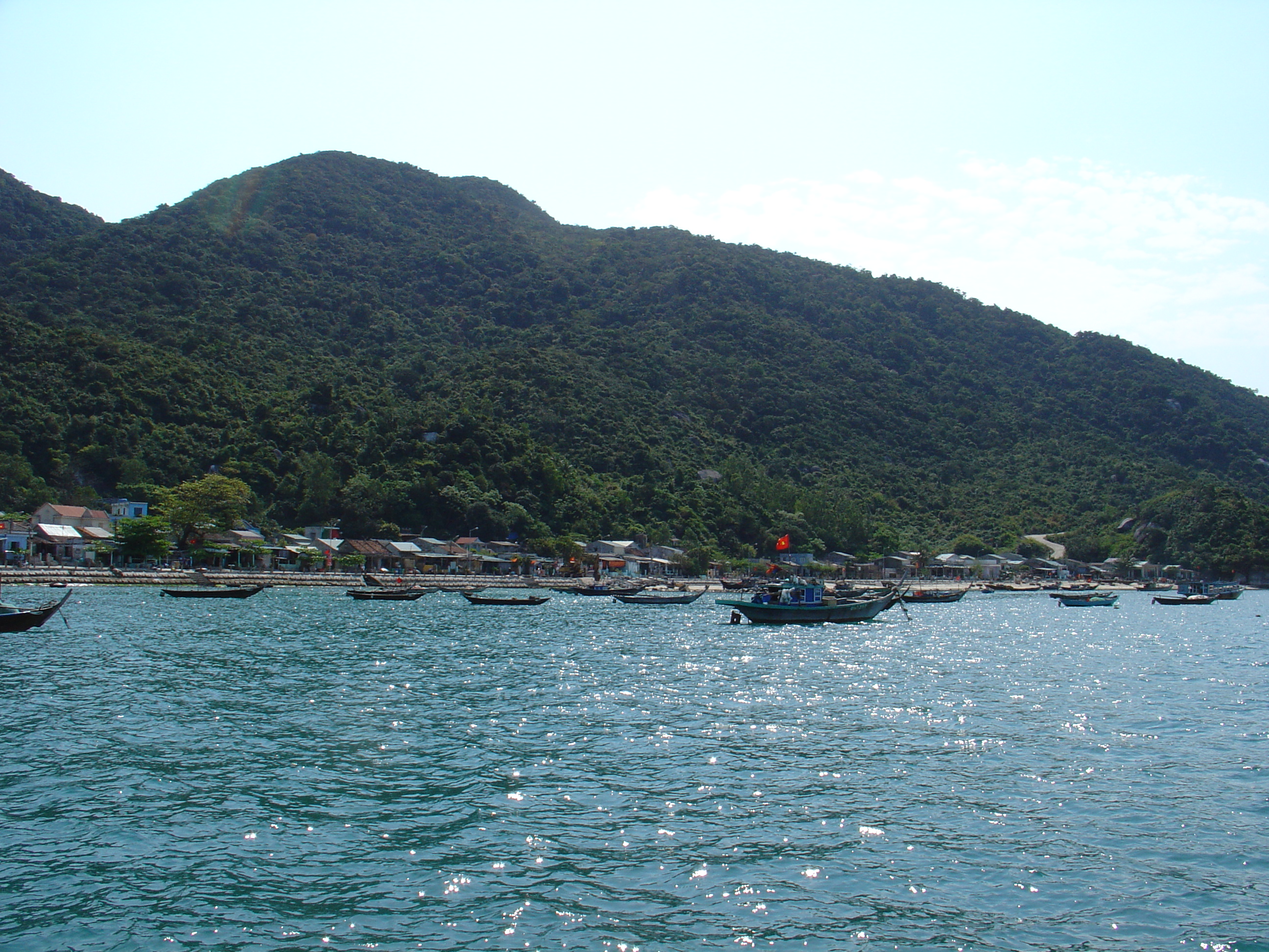 The port of bến tàu Cù Lao Chàm.