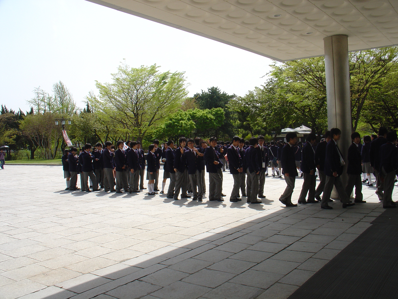 Korean students visiting the Korean Folk Museum.