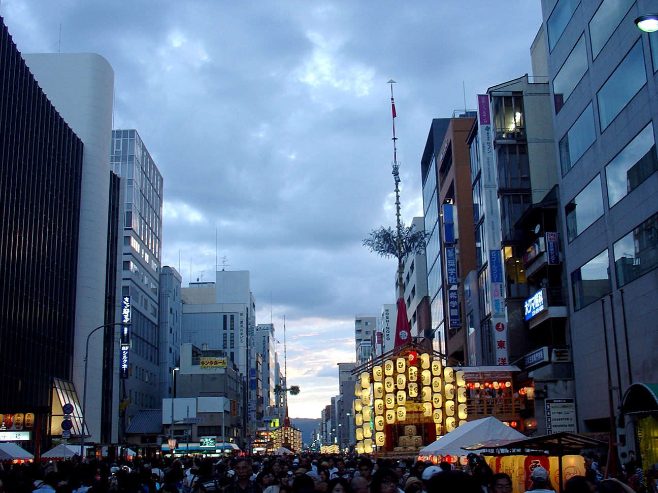 The floats are up to 20 metres tall.