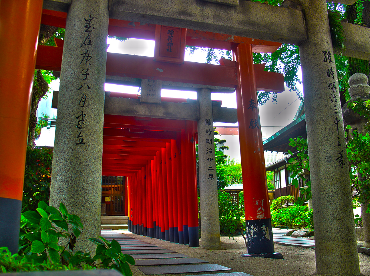 鳥居 - Torii at Kushida Shrine.