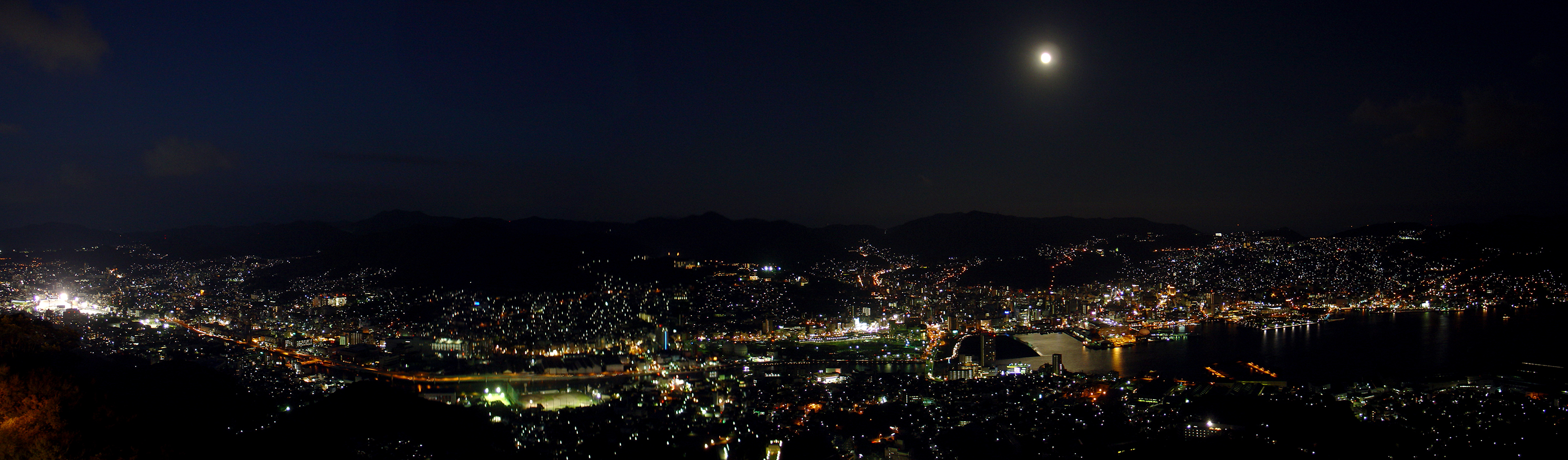 Nagasaki at night - きれいですね？