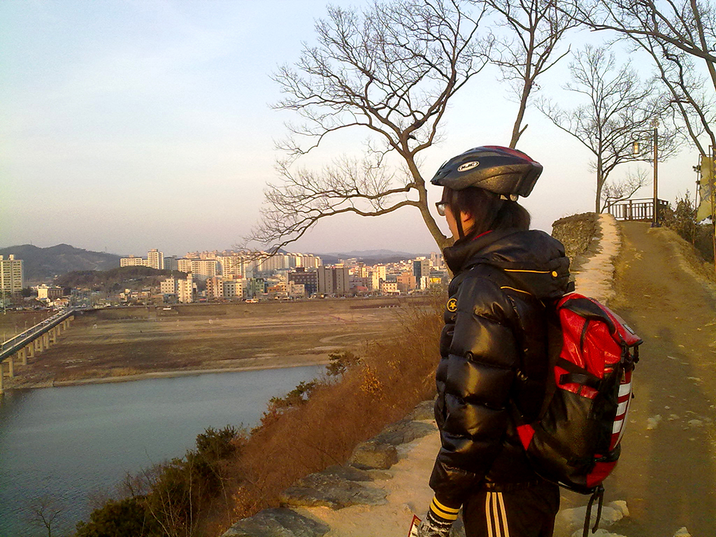 Gongsanseong (공산성) – my companion on the castle wall.