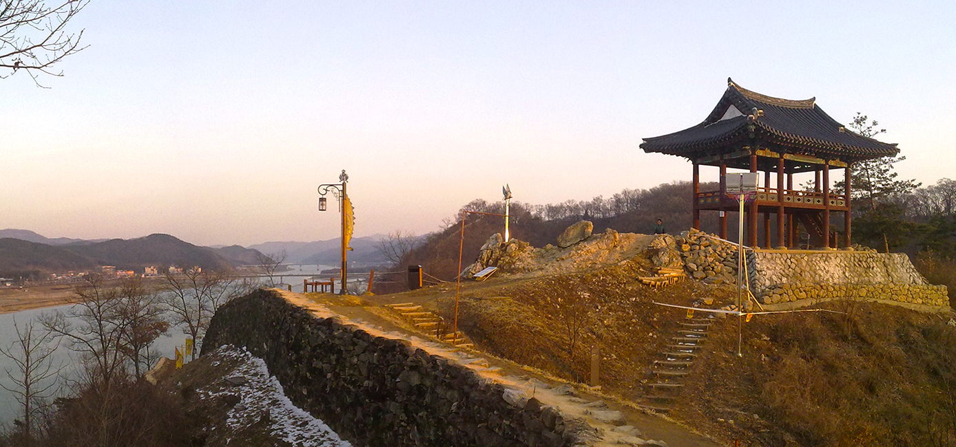 Gongsanseong (공산성) – on the walls of the castle in Gongju (공주)
